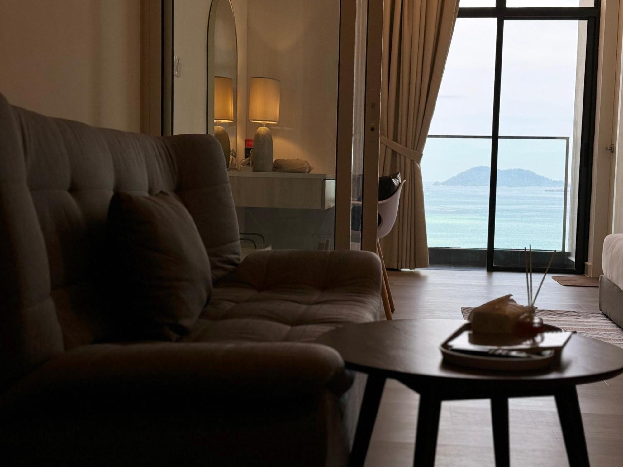The Shore Cbd Kota Kinabalu By Laxzone Suite 外观 照片