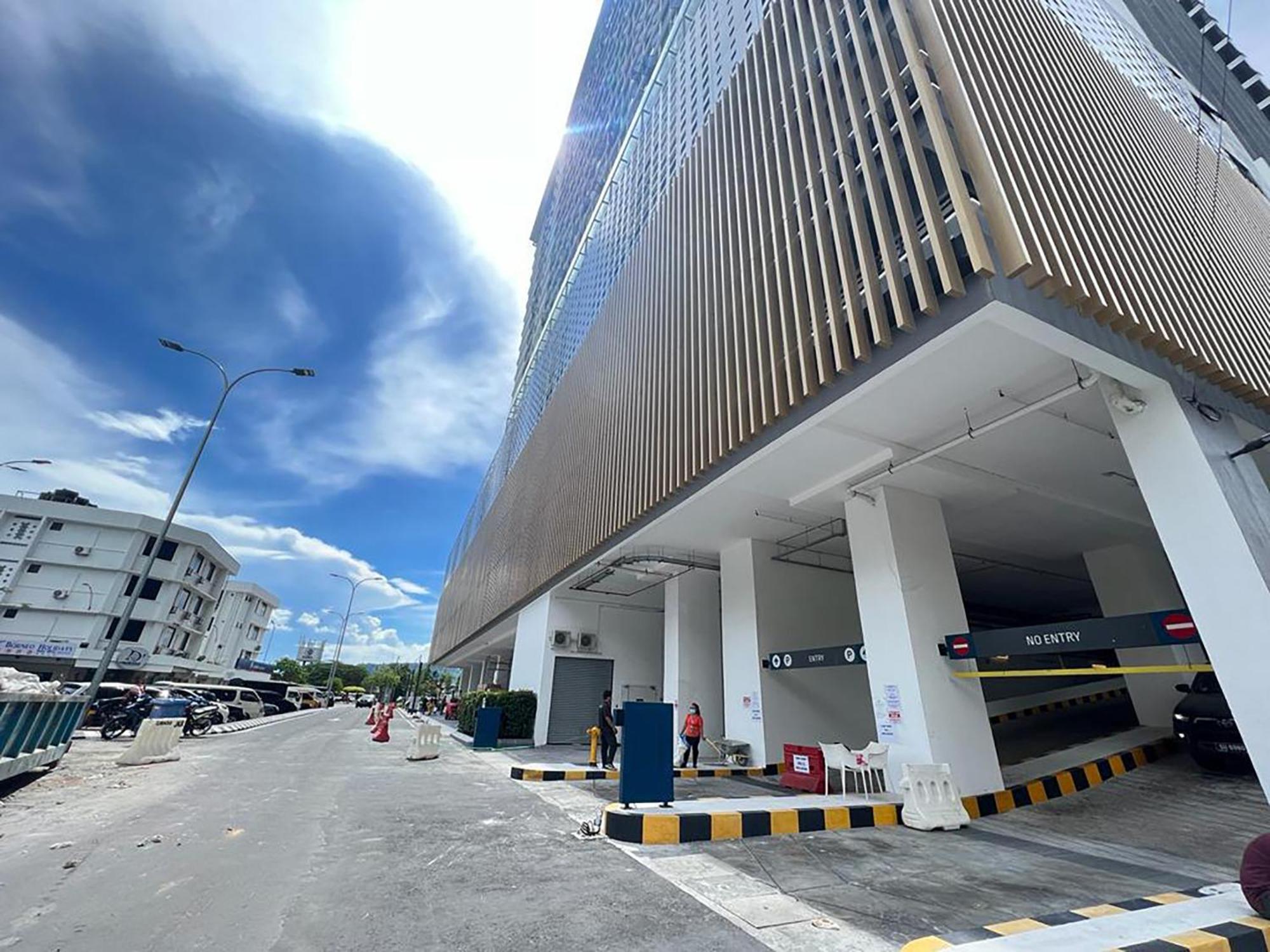 The Shore Cbd Kota Kinabalu By Laxzone Suite 外观 照片