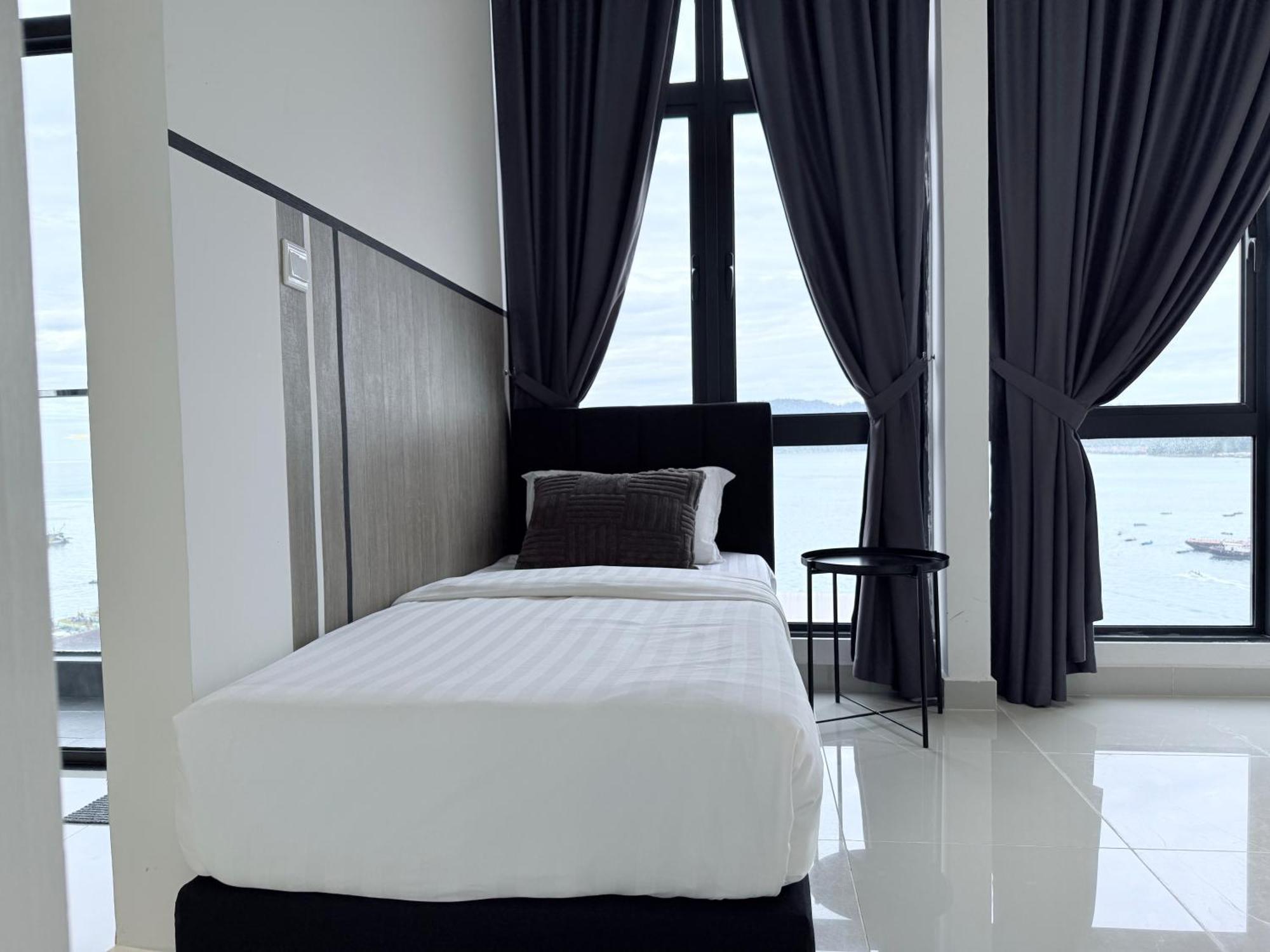 The Shore Cbd Kota Kinabalu By Laxzone Suite 外观 照片